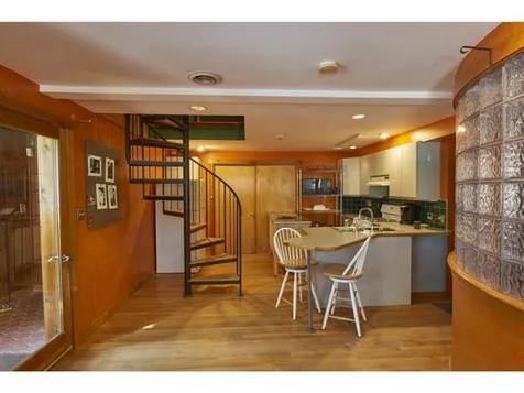 289 Scruton Pond Road Barrington NH 03825