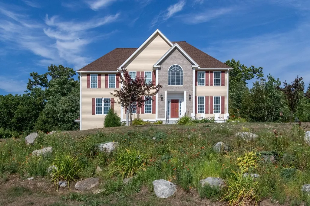 16 Burnham Road Windham NH 03087