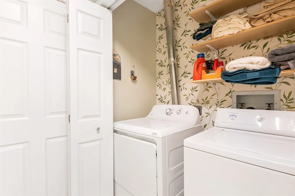 27 Hideaway Lane Williston VT 05495