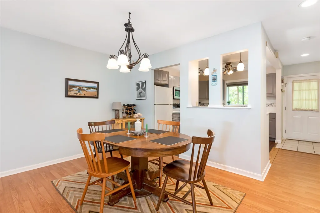 27 Hideaway Lane Williston VT 05495
