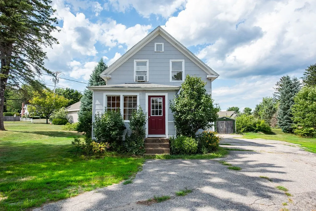 2 Sinclair Avenue Somersworth NH 03878