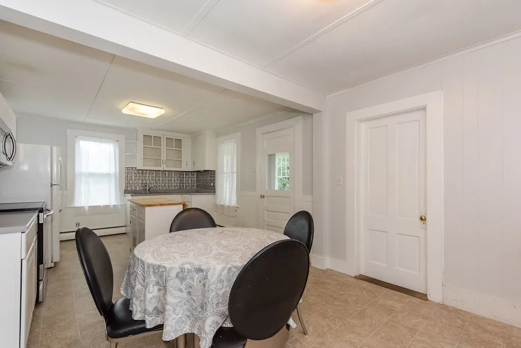 2 Sinclair Avenue Somersworth NH 03878