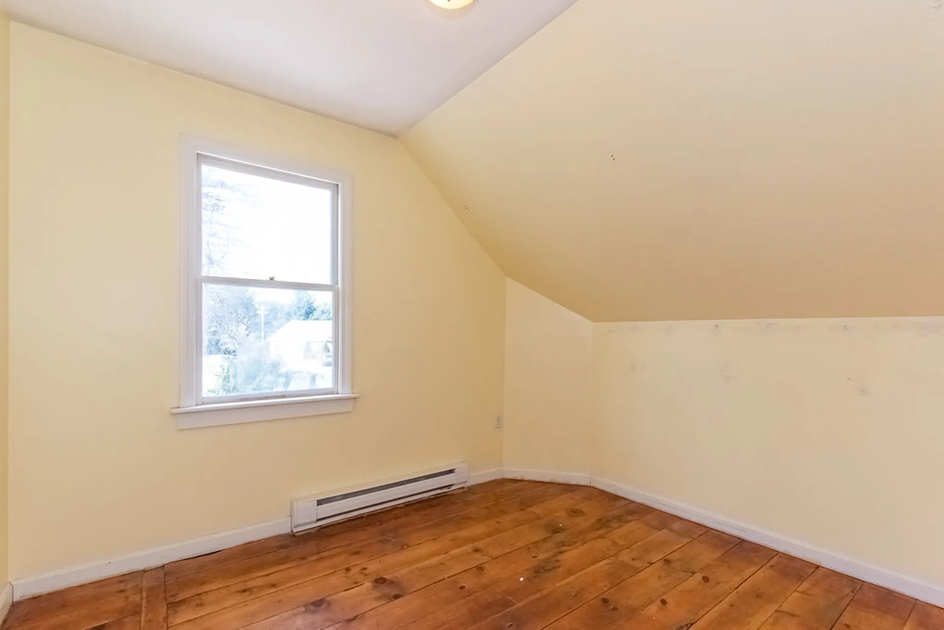2 Sinclair Avenue Somersworth NH 03878