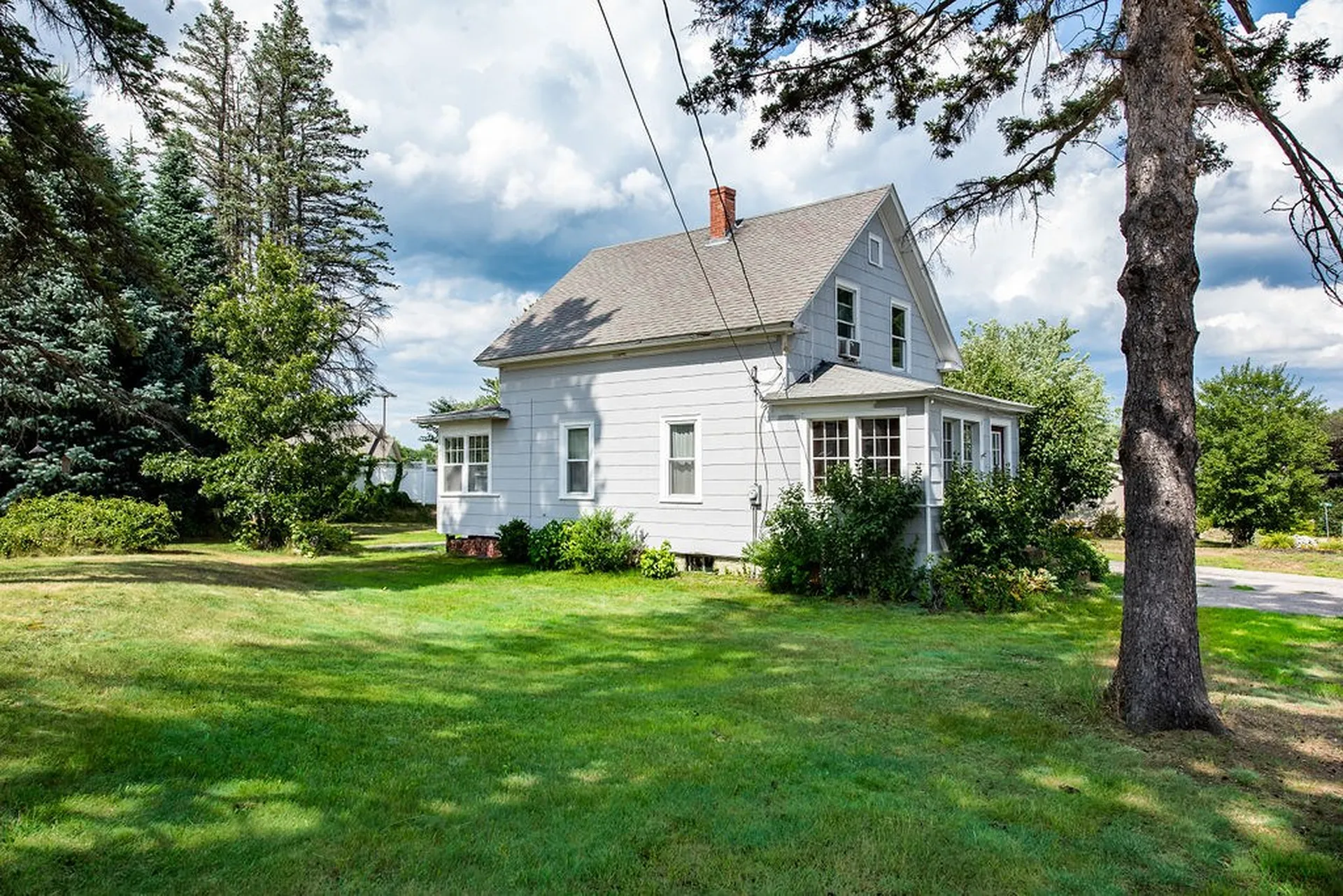 2 Sinclair Avenue Somersworth NH 03878