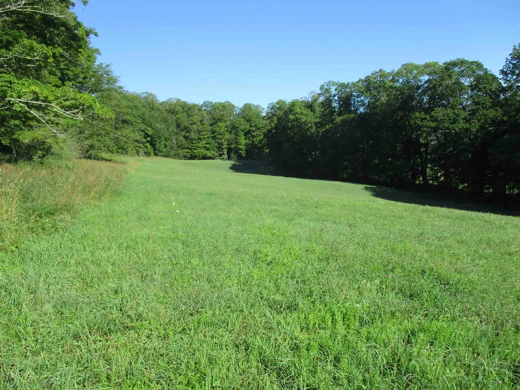 127 Bobbinshop Road Chelsea VT 05038