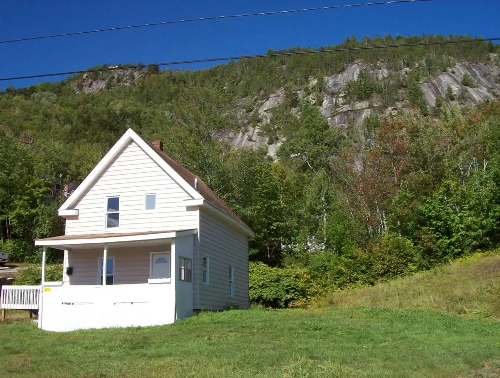 757 6th Avenue Berlin NH 03570