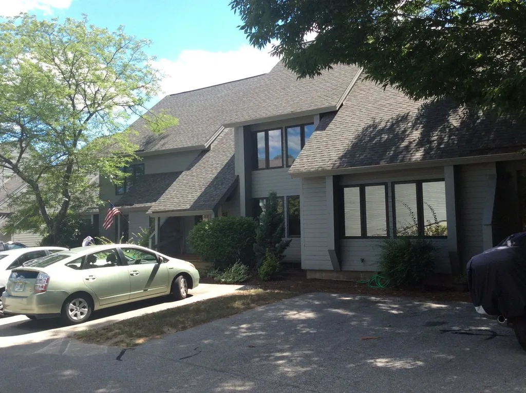 5 Tsienneto Road Derry NH 03038