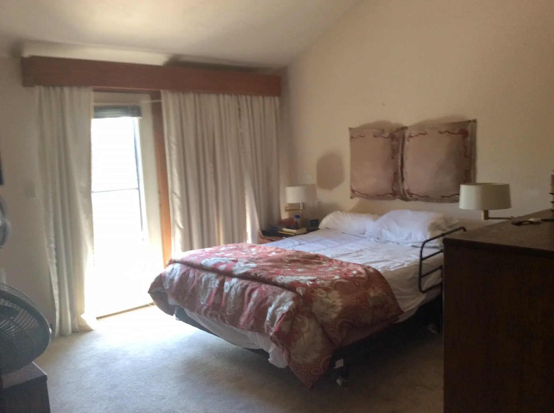 5 Tsienneto Road Derry NH 03038