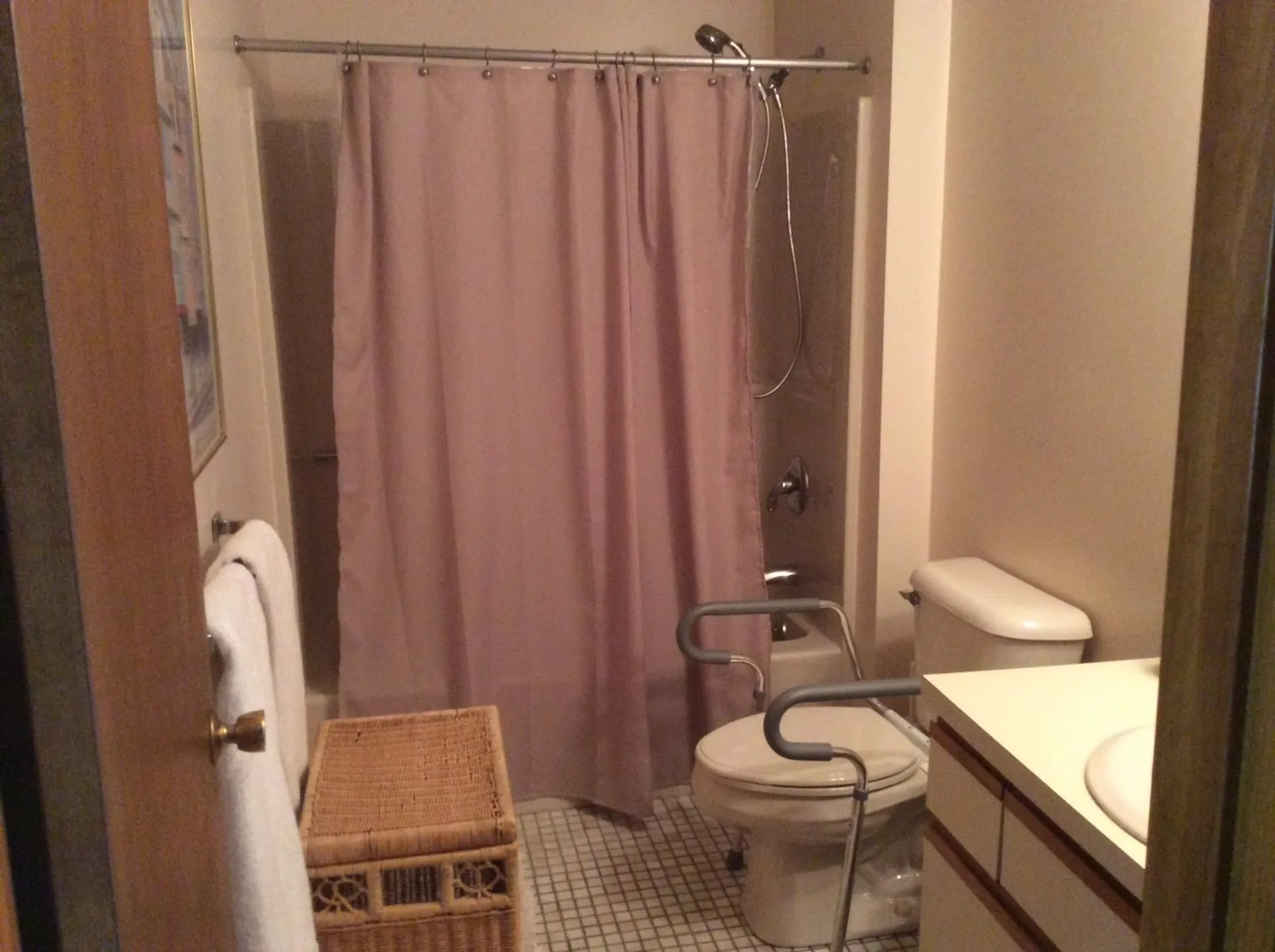 5 Tsienneto Road Derry NH 03038