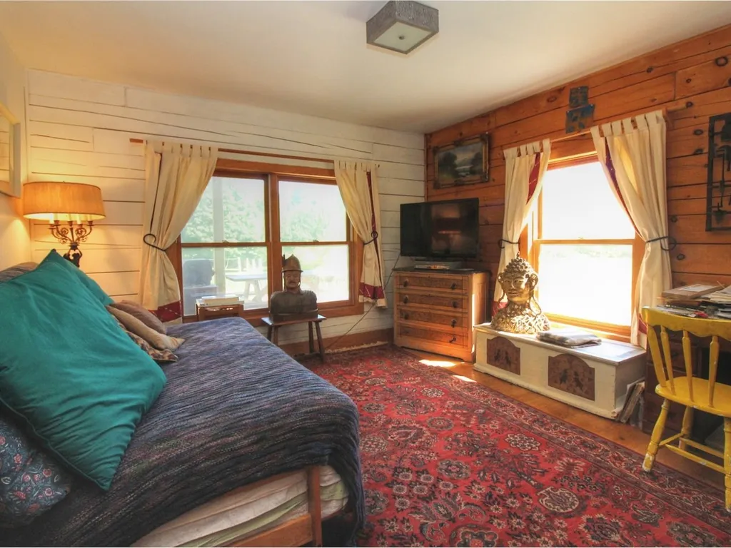 8 Tourin Road Jericho VT 05465