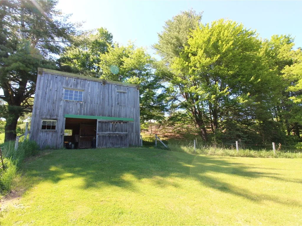 8 Tourin Road Jericho VT 05465