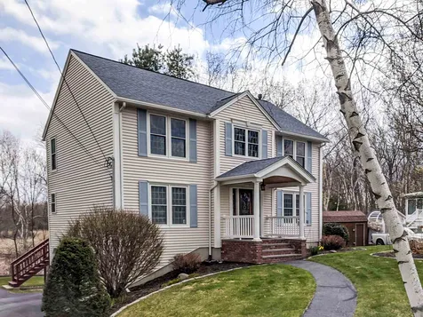 12 Gibney Circle Salem NH 03079