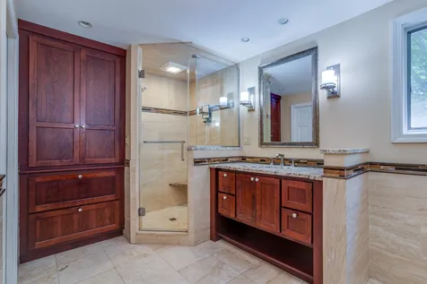510 F W Hartford Drive Portsmouth NH 03801