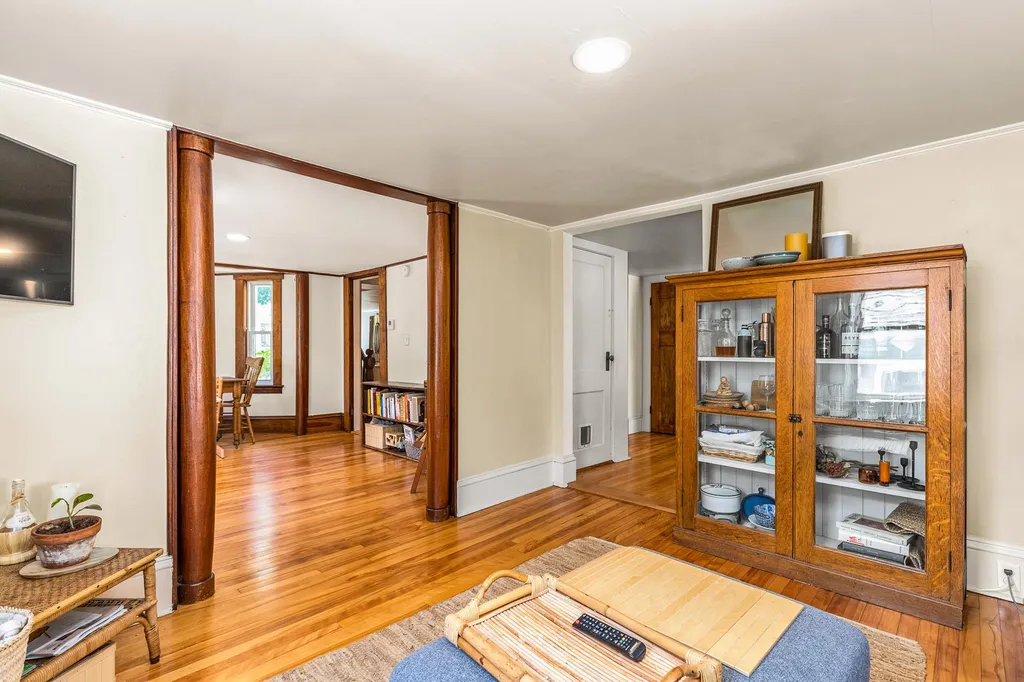 2 Sylvester Street Portsmouth NH 03801