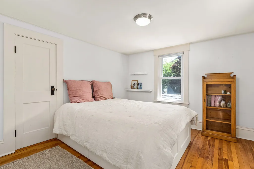 2 Sylvester Street Portsmouth NH 03801