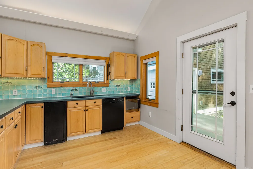 277 Wallis Road Rye NH 03870