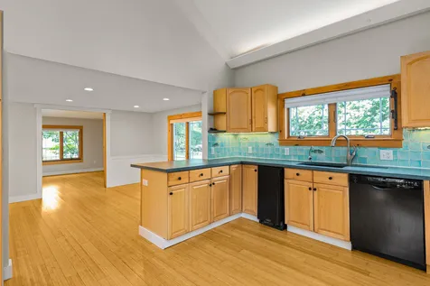 277 Wallis Road Rye NH 03870