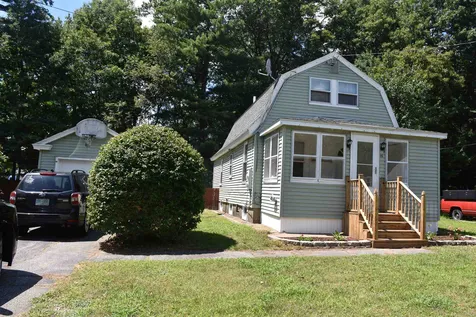 16 Arbutus Lane Manchester NH 03109