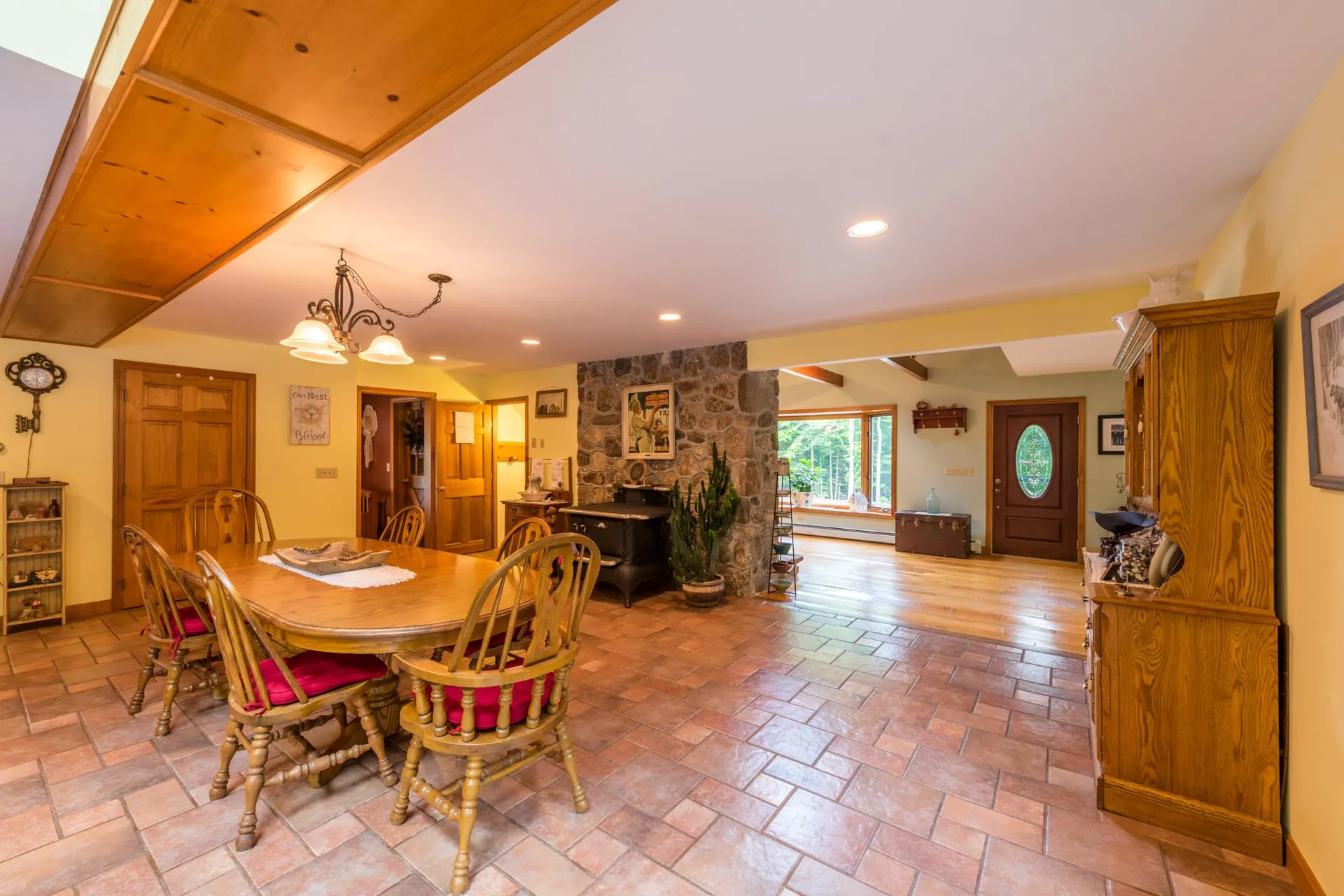 53 Pinnacle Road Wilmot NH 03287