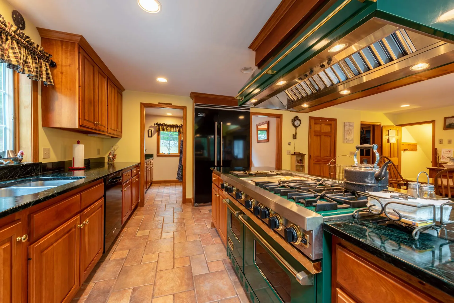 53 Pinnacle Road Wilmot NH 03287
