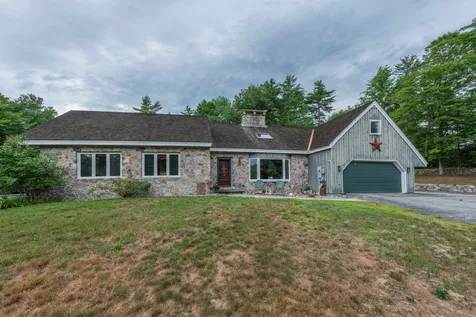 53 Pinnacle Road Wilmot NH 03287