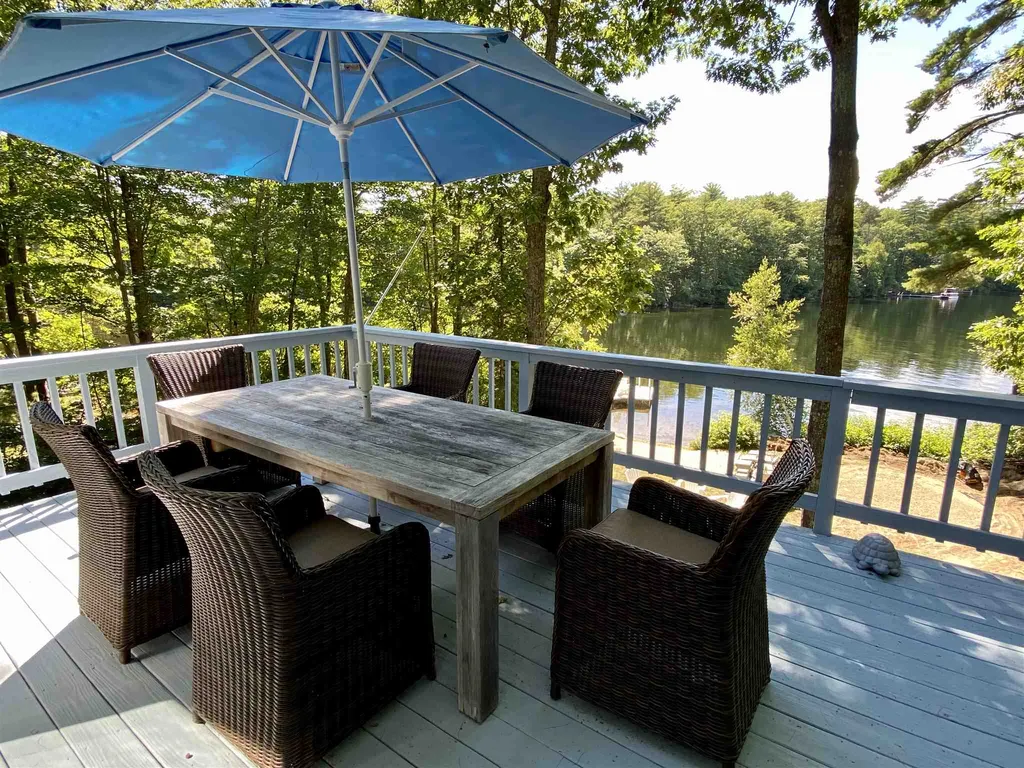 24 Mccarthy Anna Road Wolfeboro NH 03894
