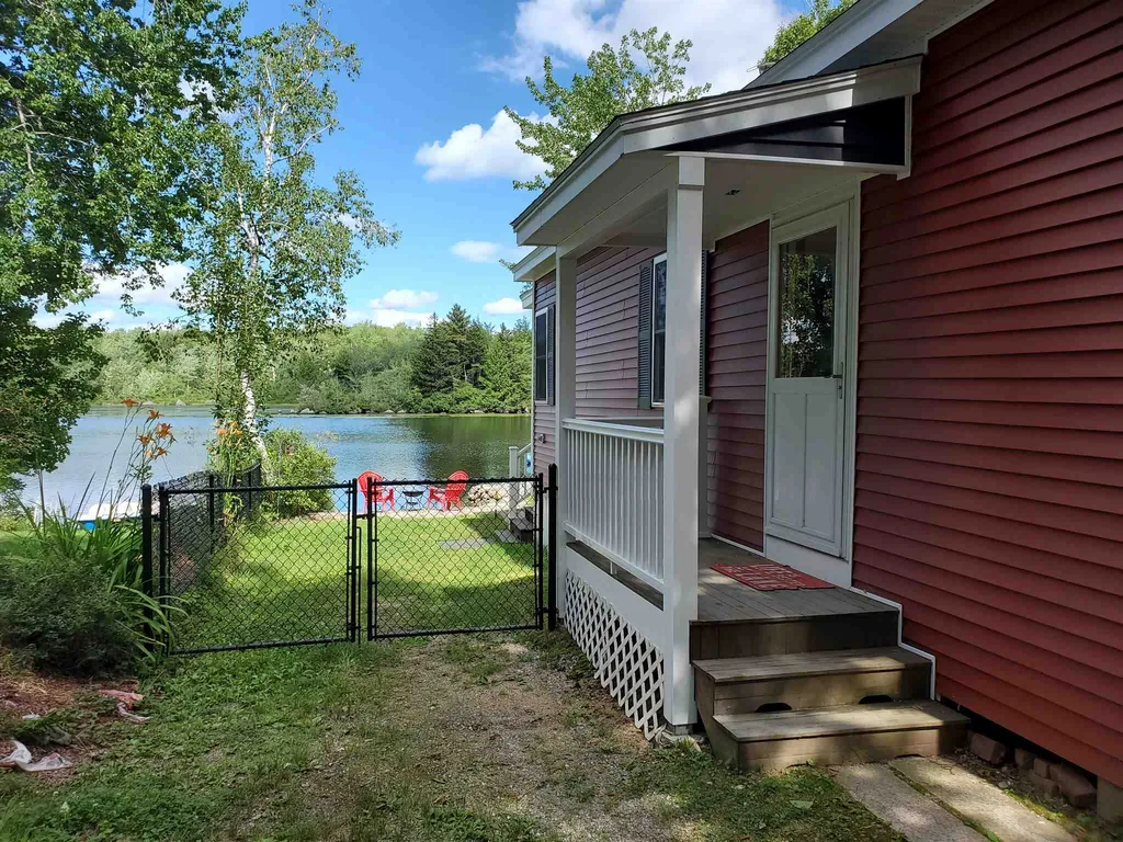 22 Lookout Point Road Washington NH 03280