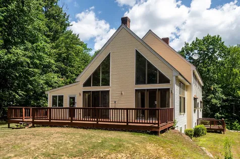 528 Mountain Avenue Northwood NH 03261