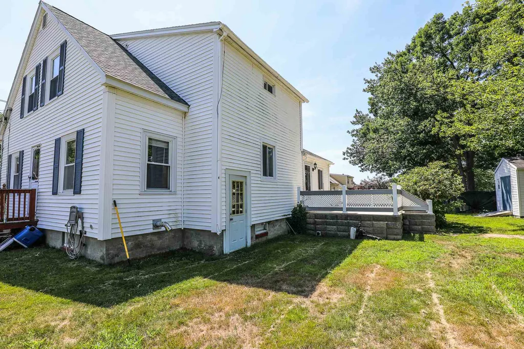 326 Vinton Street Manchester NH 03103