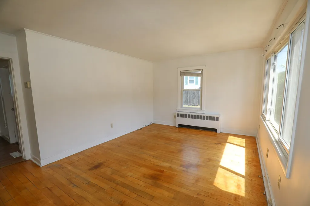 326 Vinton Street Manchester NH 03103