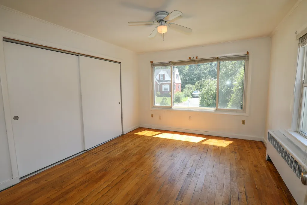 326 Vinton Street Manchester NH 03103