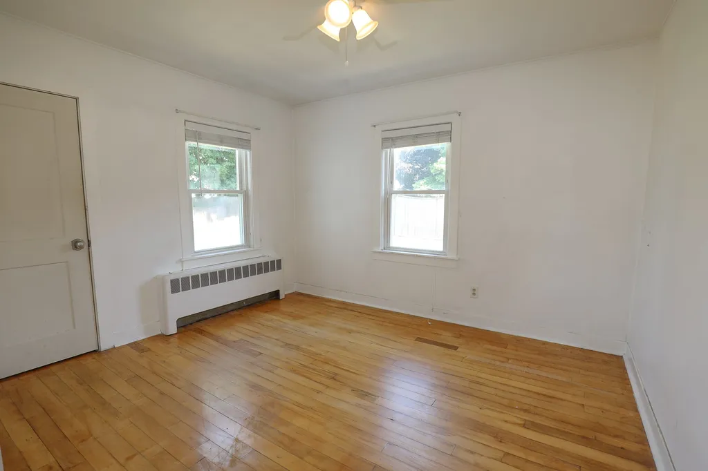 326 Vinton Street Manchester NH 03103