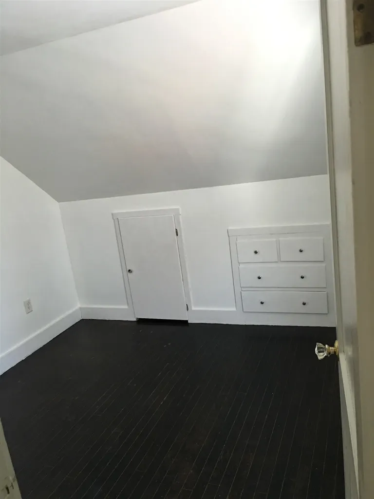 326 Vinton Street Manchester NH 03103