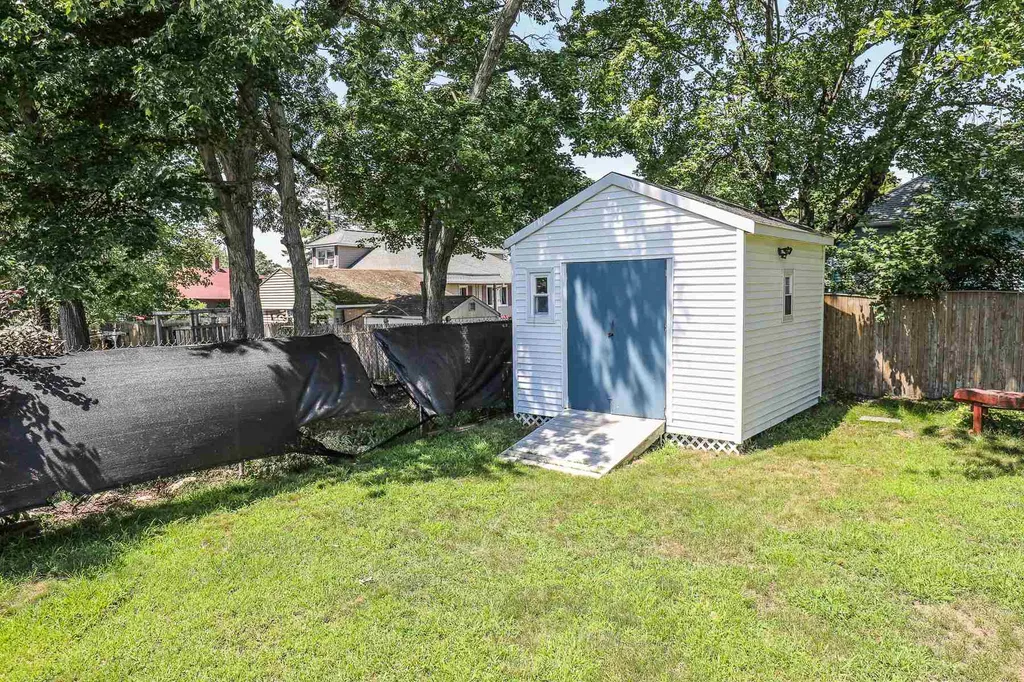 326 Vinton Street Manchester NH 03103