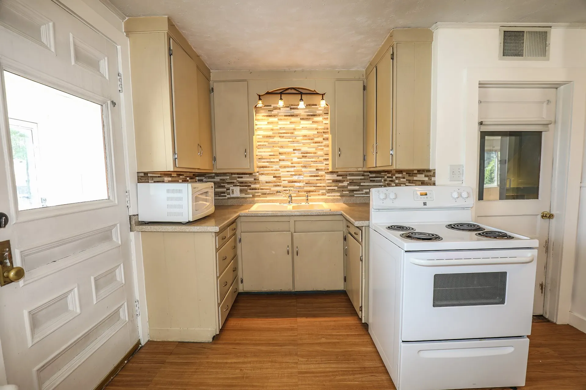 326 Vinton Street Manchester NH 03103