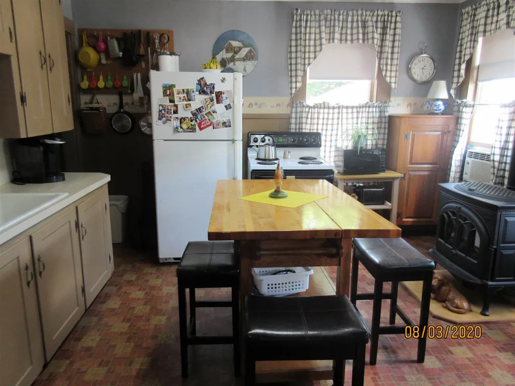 25 Grove Street Rochester NH 03868-8443