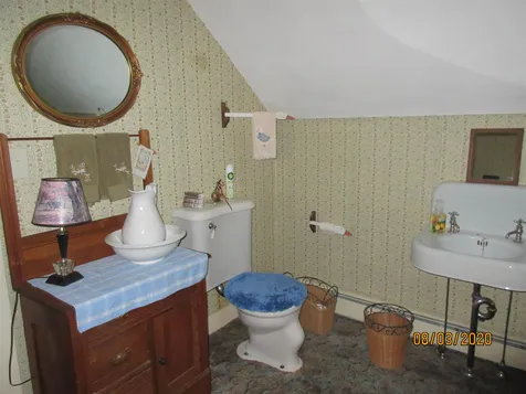 25 Grove Street Rochester NH 03868-8443
