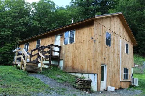 8 Squirrel Drive Hartland VT 05048