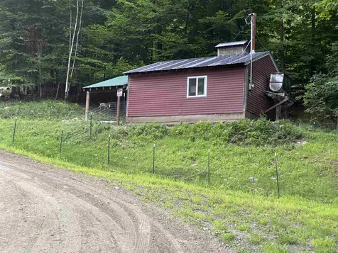 8 Squirrel Drive Hartland VT 05048