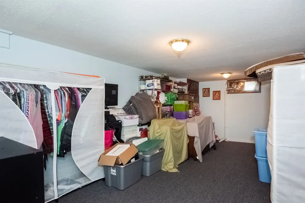 17 Applevale Drive Dover NH 03820