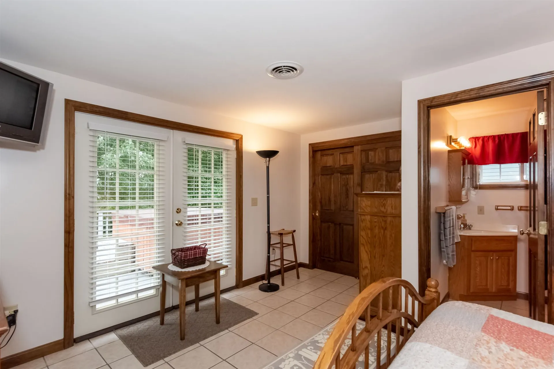 17 Applevale Drive Dover NH 03820
