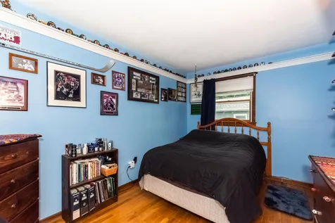 17 Applevale Drive Dover NH 03820