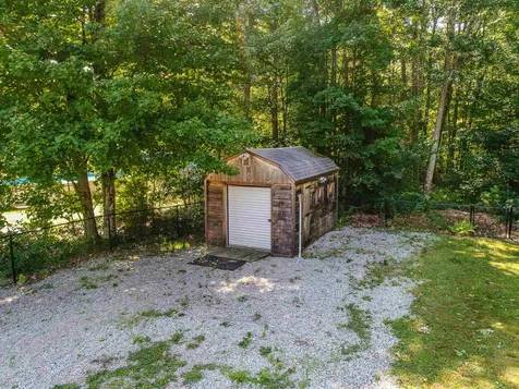 18 Country Club Lane Merrimack NH 03054