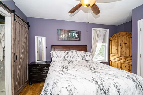 19 Syracuse Road Nashua NH 03064-1712