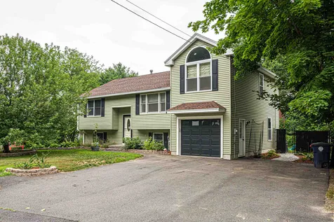 19 Syracuse Road Nashua NH 03064-1712