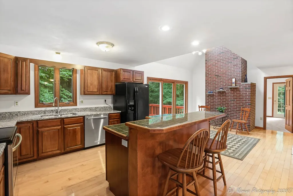 49 Crawley Falls Road Brentwood NH 03833