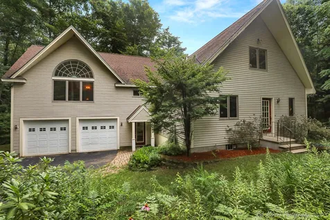 49 Crawley Falls Road Brentwood NH 03833