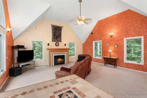 49 Crawley Falls Road Brentwood NH 03833