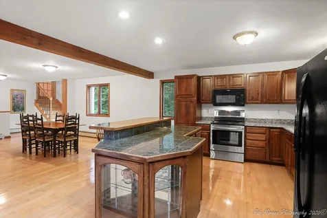 49 Crawley Falls Road Brentwood NH 03833
