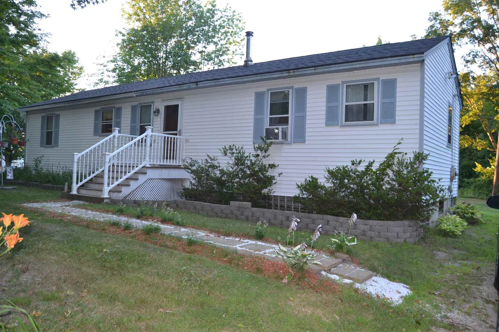 107 Lane Road Raymond NH 03077